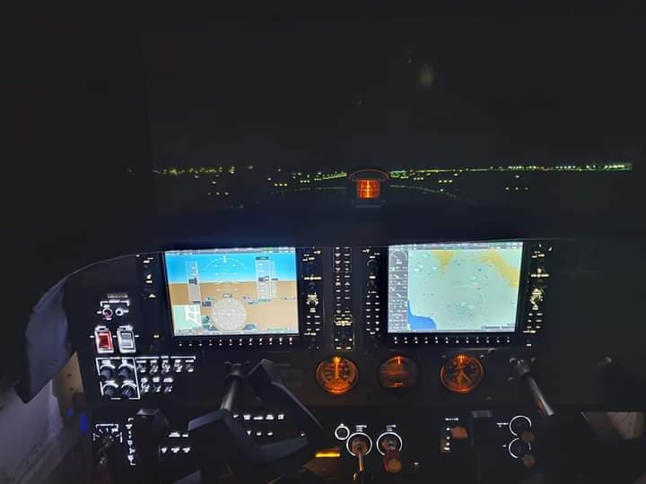 http://www.pilote-virtuel.com/img/members/7893/cockpit5.jpg