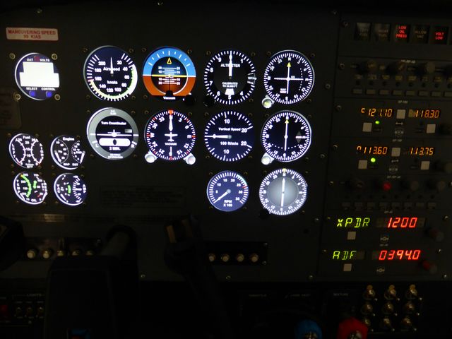 http://www.pilote-virtuel.com/img/members/9578/P1140770-640x480.JPG